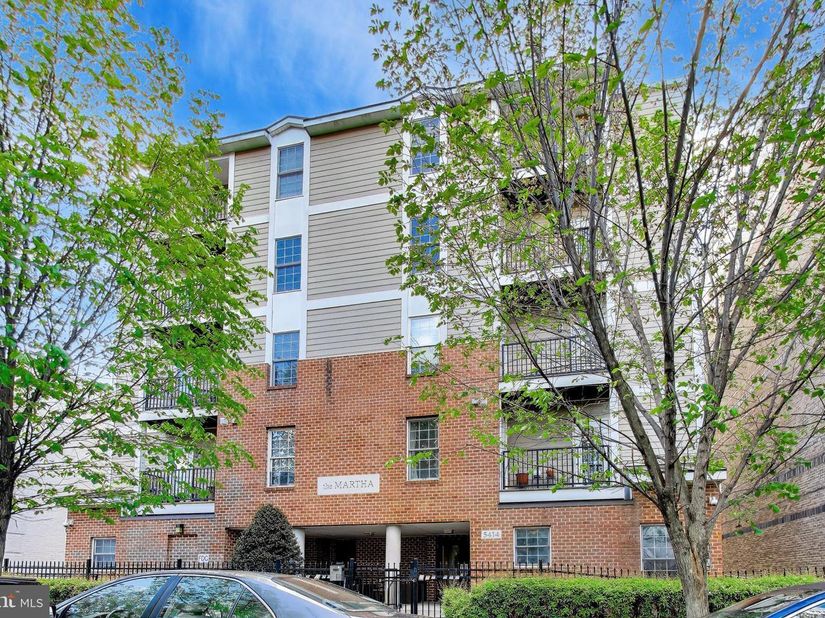 5414 1st Place NW B2, Washington DC 20011