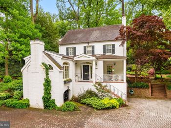 3808 Reno Road NW