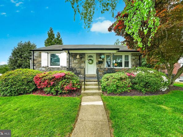 65 Delia Drive, Broomall PA 19008