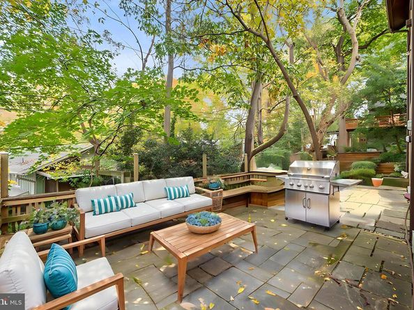 5211 Macarthur Terrace NW, Washington DC 20016