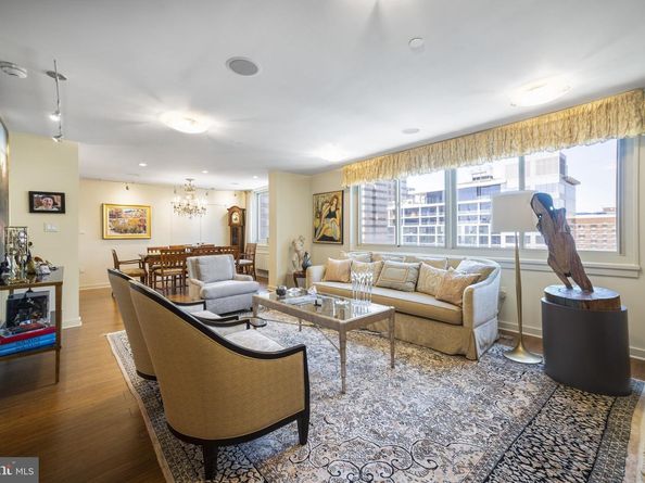 1919 Chestnut Street 2901/02/24, Philadelphia PA 19103