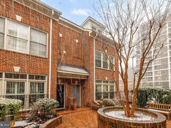 1503 N Colonial Terrace, Arlington VA 22209