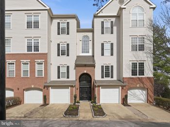 4667 Longstreet Lane
