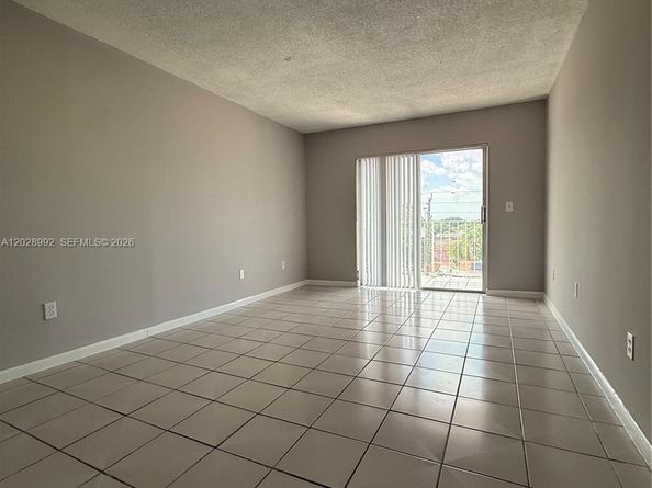 6820 W Flagler Street 407, Miami FL 33144