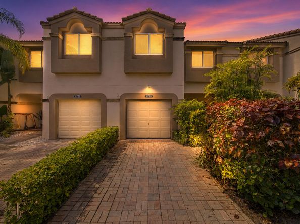 6738 Via Regina, Boca Raton FL 33433