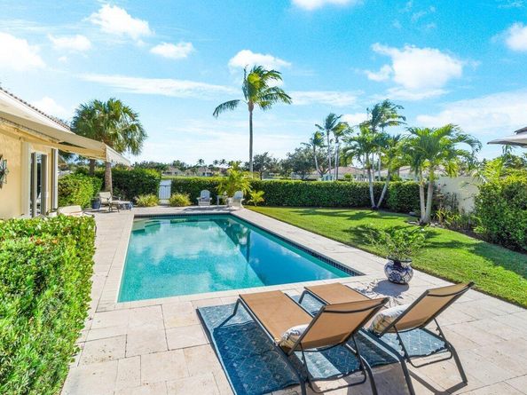 8222 Dominica Place, Wellington FL 33414