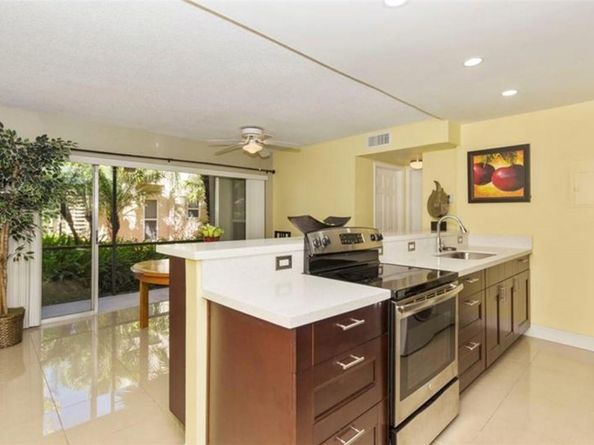 5276 NE 6th Ave F19, Oakland Park FL 33334