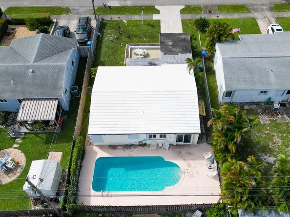 5264 NE 3rd Ter, Fort Lauderdale FL 33334