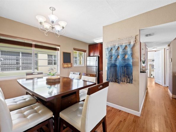 8345 Byron Avenue 6, Miami Beach FL 33141