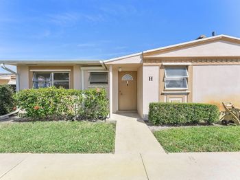 2523 Dudley Drive W
