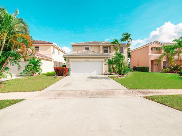 6575 Spring Meadow Drive, Greenacres FL 33413