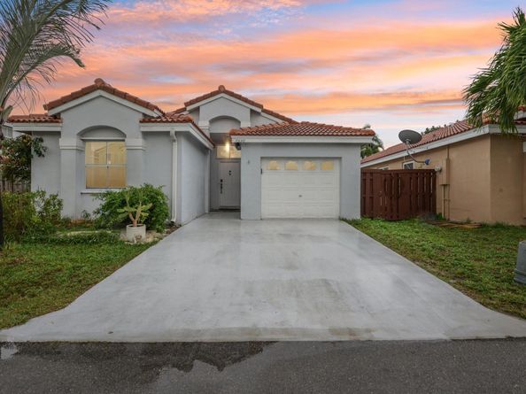 7330 Flores Way, Margate FL 33063