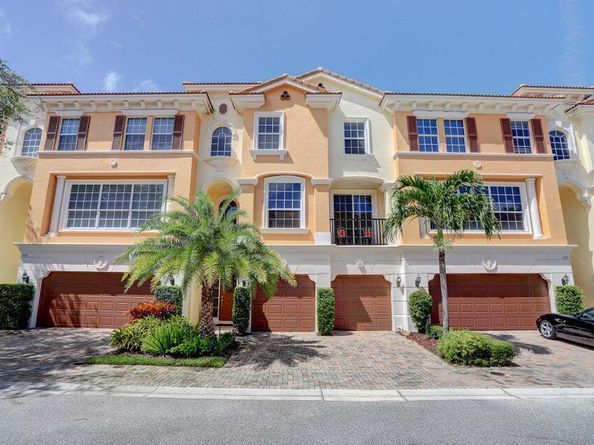 5645 NE Trieste Way, Boca Raton FL 33487