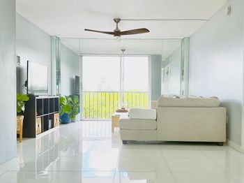 4164 Inverrary Drive