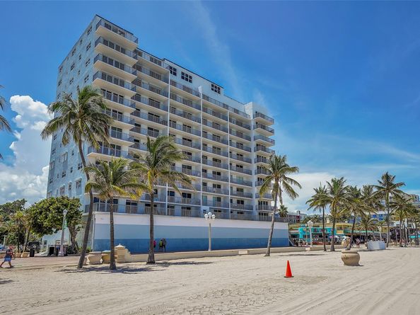 400 N Surf Rd 703, Hollywood FL 33019