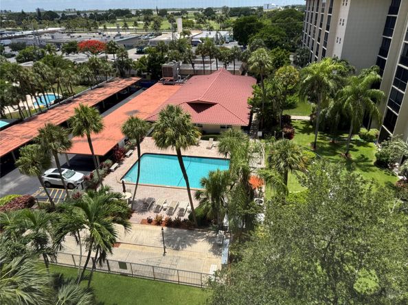 2350 NE 14th Street Cswy 715, Pompano Beach FL 33062