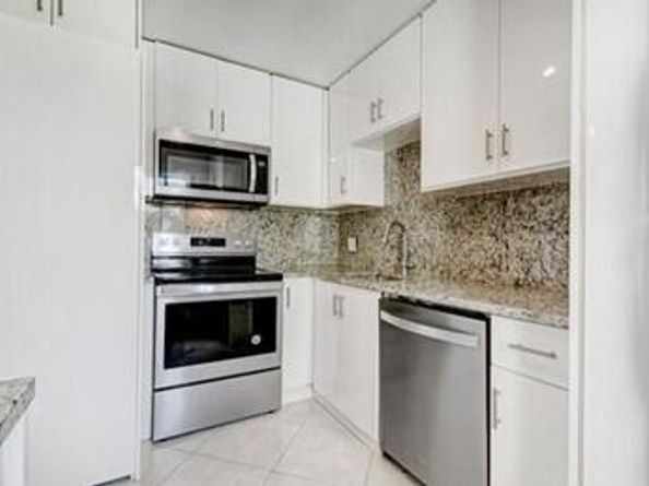 4070 Tivoli 208 Court 208, Lake Worth FL 33467