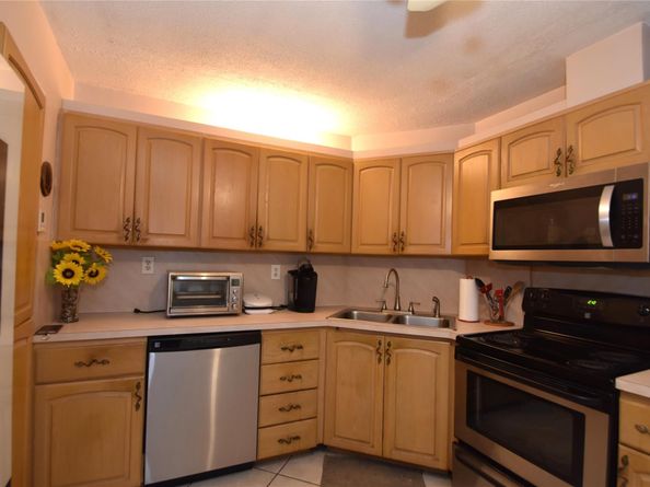 2175 NE 56th St 208, Fort Lauderdale FL 33308