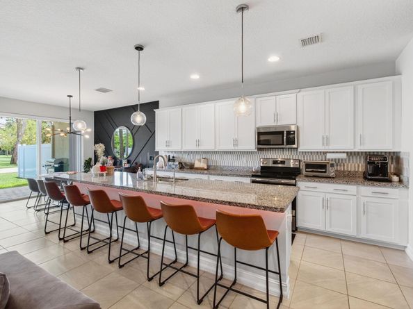 12041 Park Central, Royal Palm Beach FL 33411