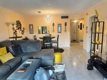 4270 NW 40th Street