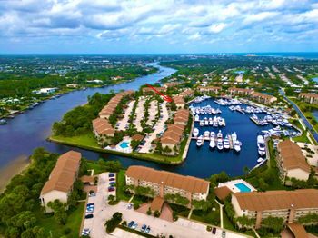 2501 Marina Isle Way