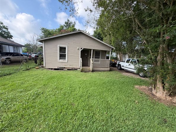 4418 Davenport Street, Houston TX 77051