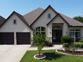 3920 pinecrest peak Drive N