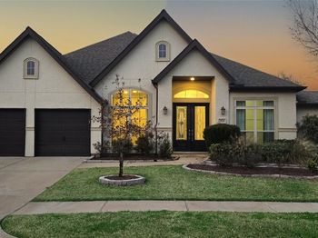 3920 pinecrest peak Drive N