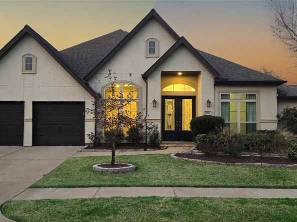 3920 pinecrest peak Drive N, Spring TX 77386