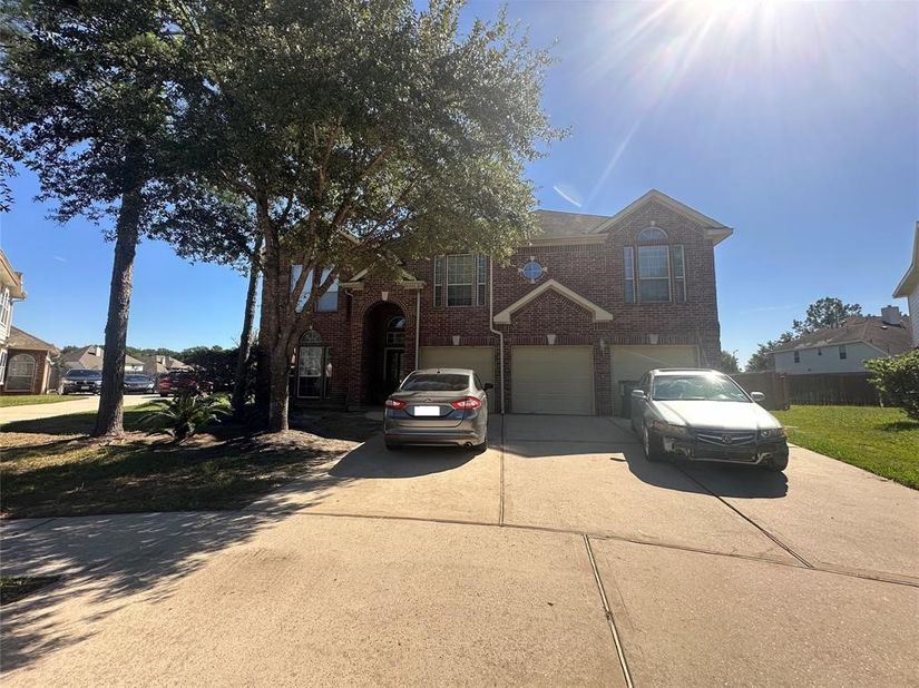 9918 Brilliant Lake Drive, Humble TX 77396
