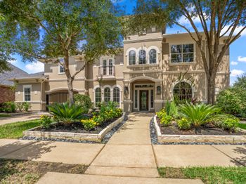 18602 Yorkshire Manor Court