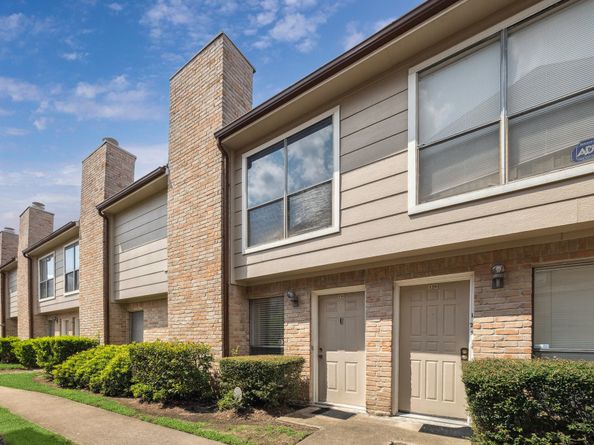 2100 Wilcrest Drive 130, Houston TX 77042