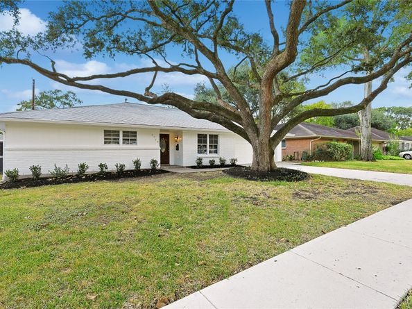 5719 Cerritos Drive, Houston TX 77035