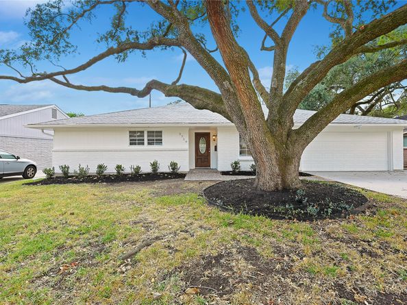 5719 Cerritos Drive, Houston TX 77035