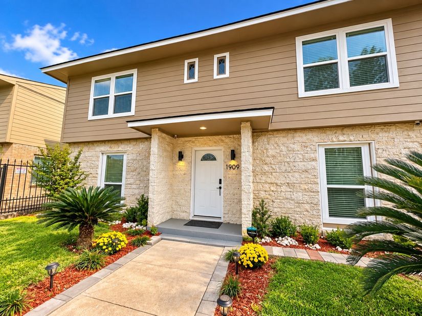 1909 Ruth Street, Houston TX 77004