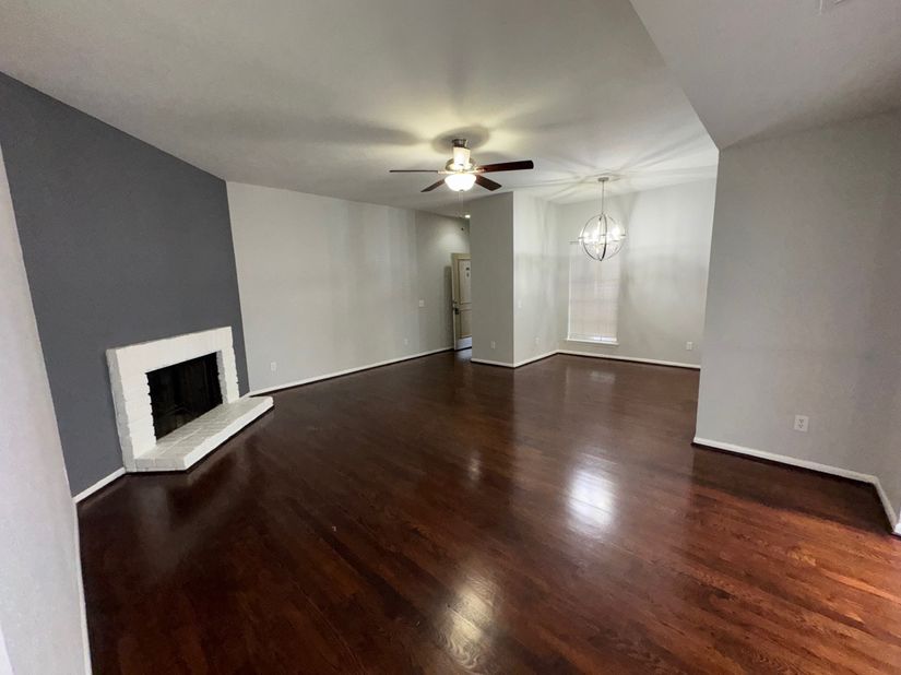 9809 Richmond Avenue J1, Houston TX 77042