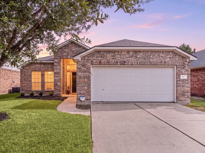 1803 Kessler Park Court, Houston TX 77047