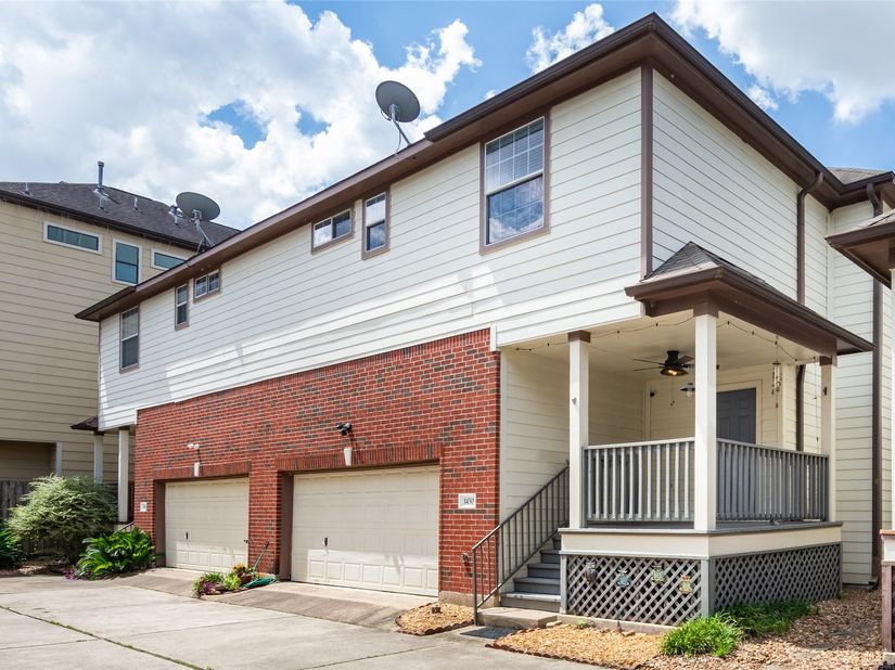 1430 W 24th Street, Houston TX 77008