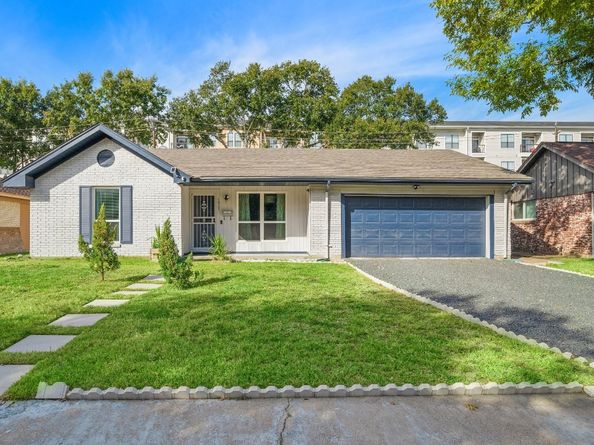 1825 Locksford Street, Houston TX 77008