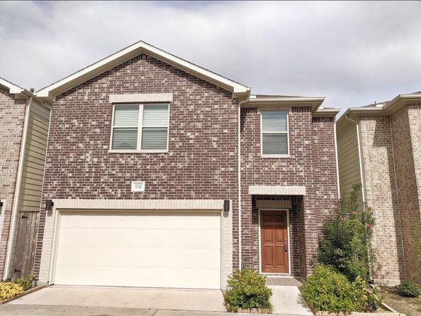 3730 Main Poplar Dr, Houston TX 77025