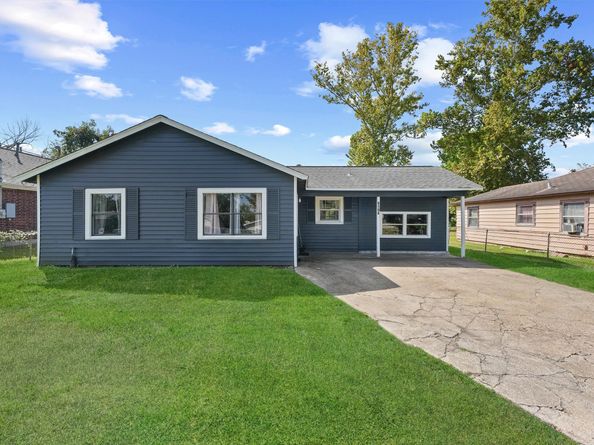 7610 Touchstone Street, Houston TX 77028