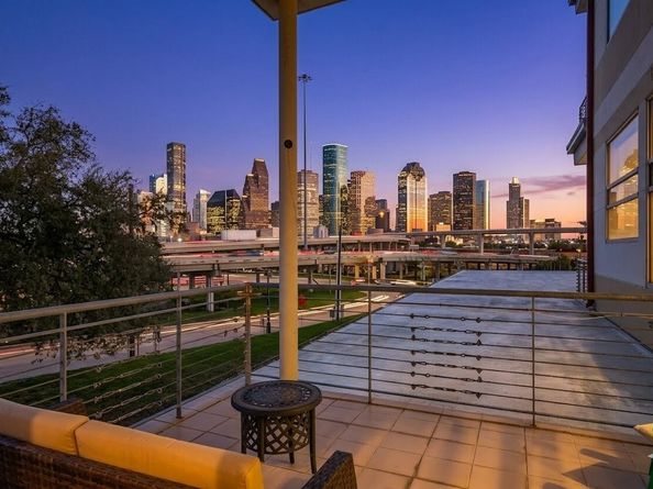 102 Quitman Street 201, Houston TX 77009