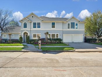 4042 Glen Cove Drive