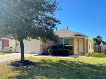 19434 Plantation Cove Lane