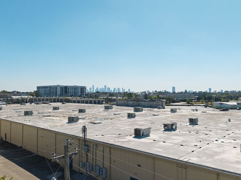 1502 W 21st Street, Houston TX 77008