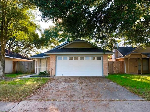 13715 Vickston Lane, Houston TX 77014