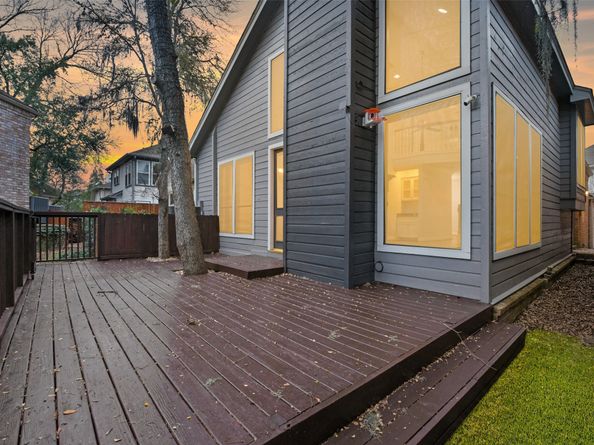 12859 Kingsbridge Lane, Houston TX 77077