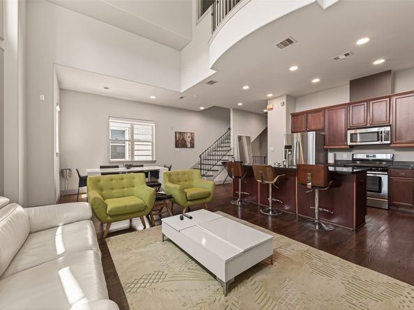 2927 Pease Street, Houston TX 77003