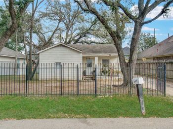10038 Bamboo Road