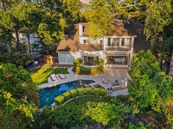 918 Huntington Cove